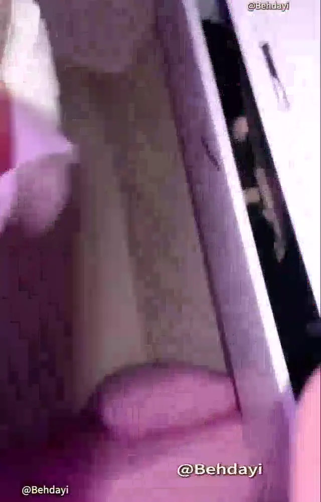 Afife Jale ifşa Külotlu çoraplı canlı yayın yaptı — Bedava Porno · sahne 2