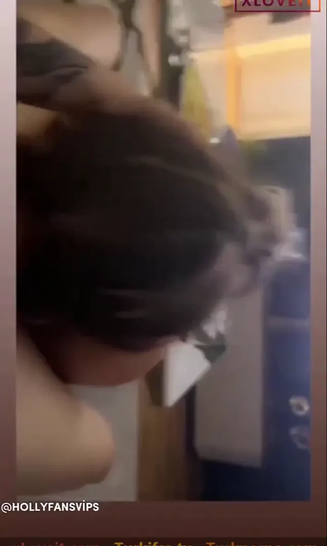 Afra Sarah ifşa Sakso videolarını seyret — Amatör Porno · sahne 3