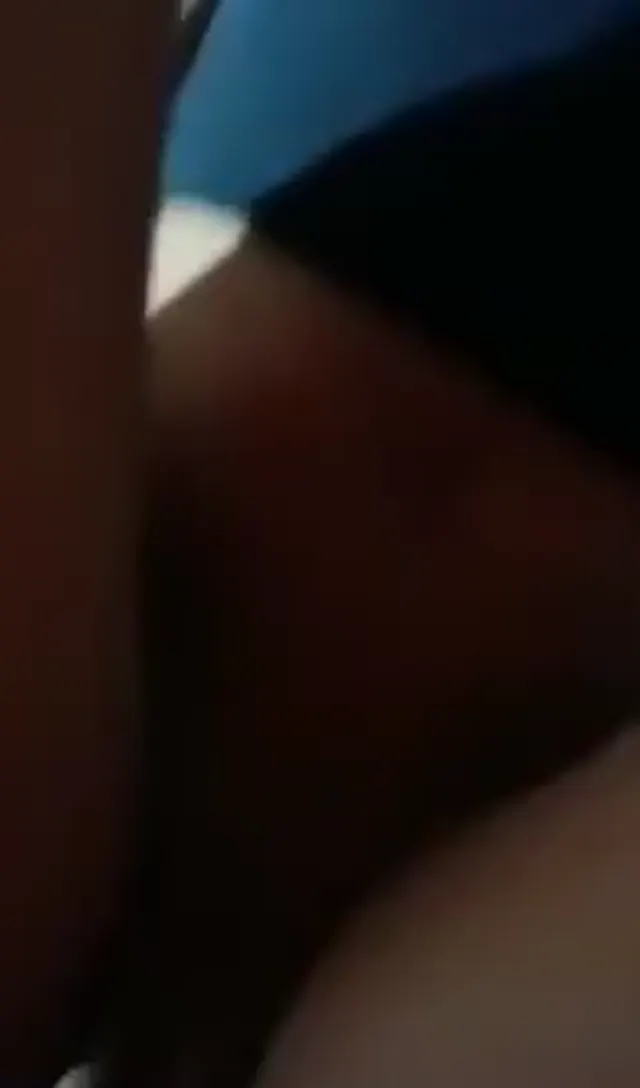 Dar amcıklı hatun sikilmekten bi hal oldu — Amatör Porno · sahne 2