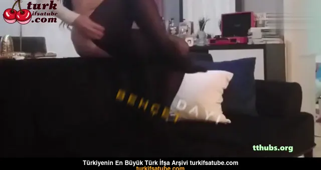Anne Ve Kiz Kardes Youtube Videosu Bolum 59 — Türk ifşa · sahne 3