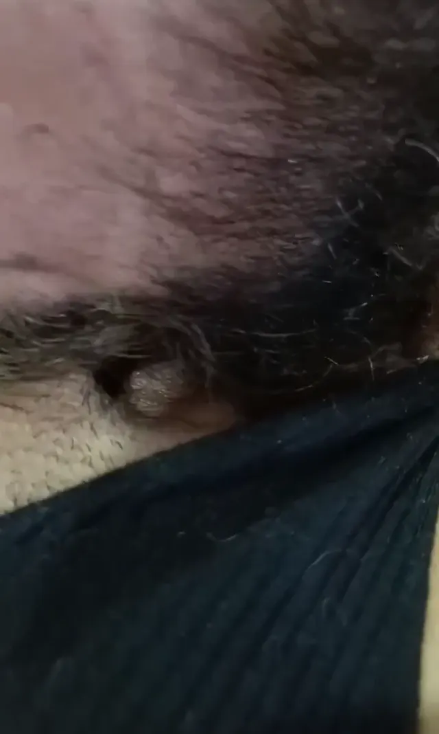 Ateşli Porno Esmer Tarçın amcığını yalatıp saksoya geçti — Esmer Tarçın — Amatör Porno · sahne 1