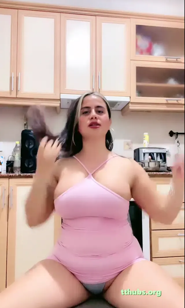 Ayşe Elbi — Ayşe Elbi — Türk ifşa · sahne 2