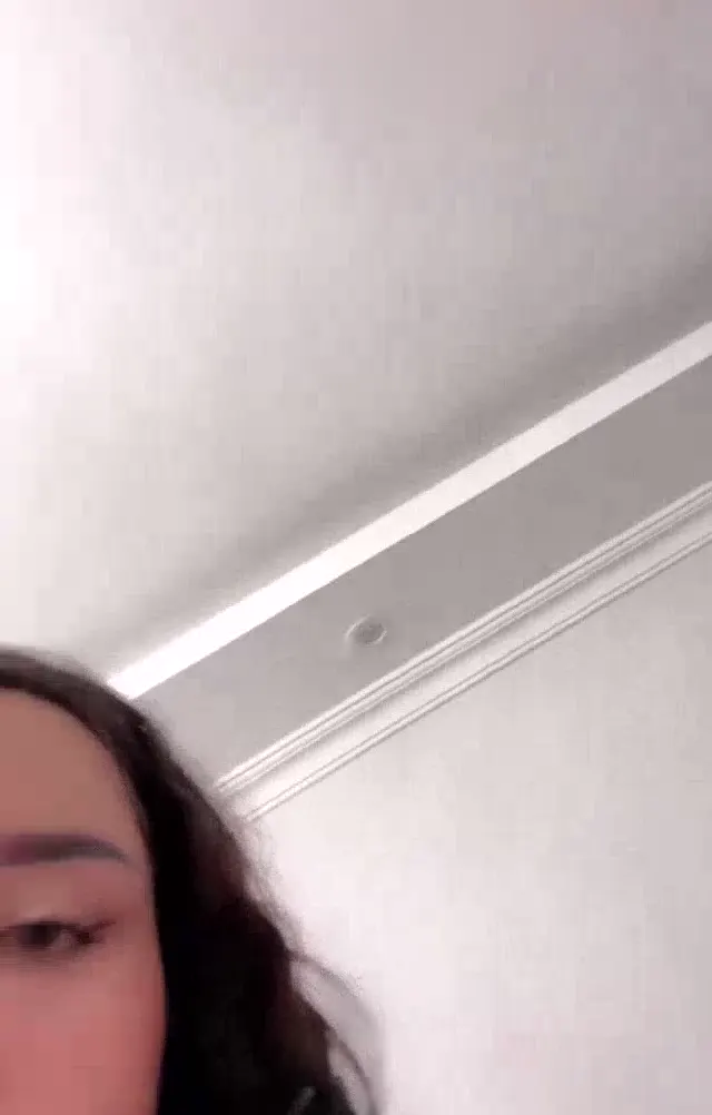 Baldudak — Baldudak ifşa Ateşli hatunun canlı yayın videosu · sahne 1
