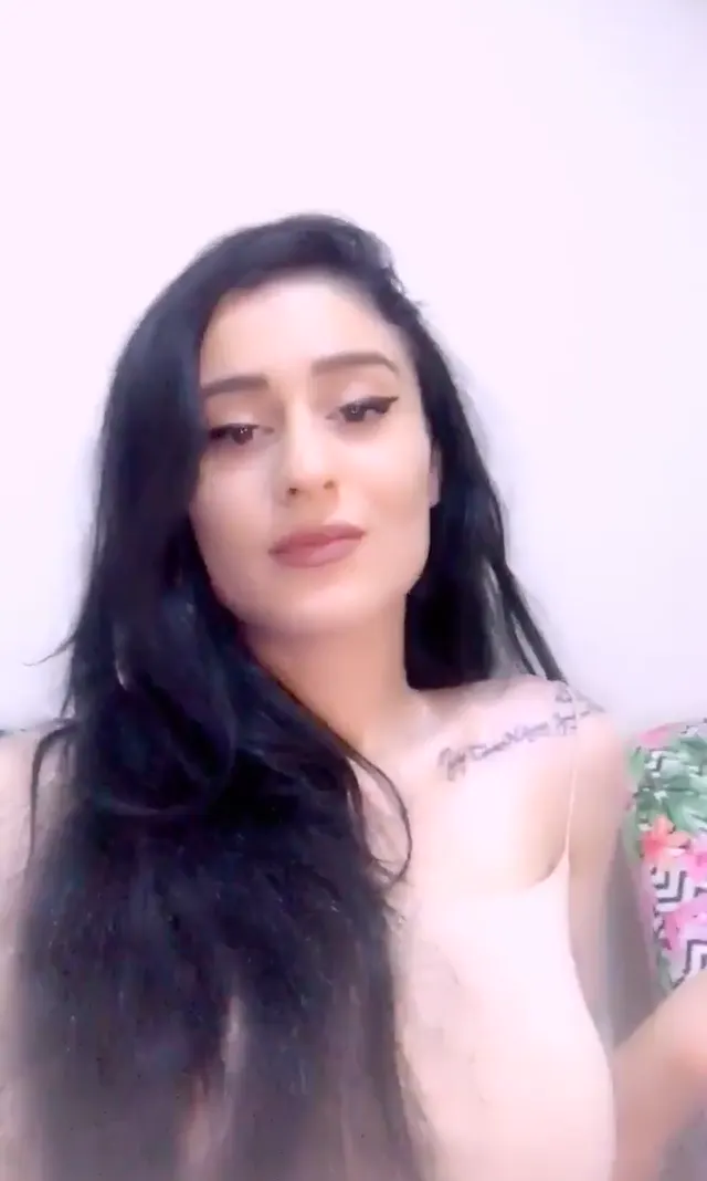 Bal Kız ifşa Seksi kızdan Tango yayını izle — Canlı Yayınlar · sahne 2