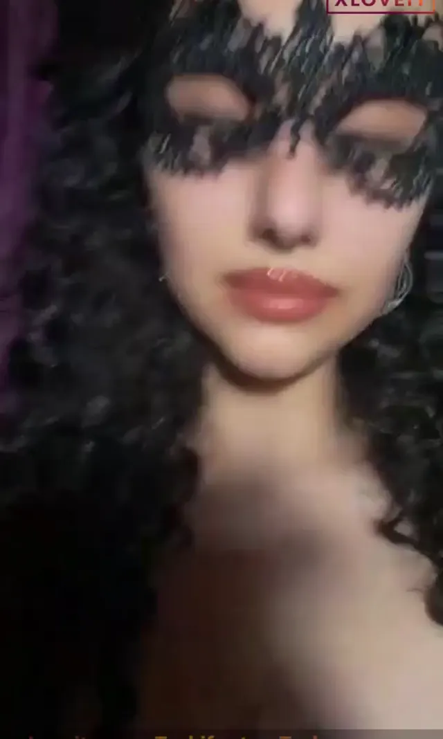 Bellah ifşa Sexy Transparan gecelikle yayında — Bellah — Canlı Yayınlar · sahne 1
