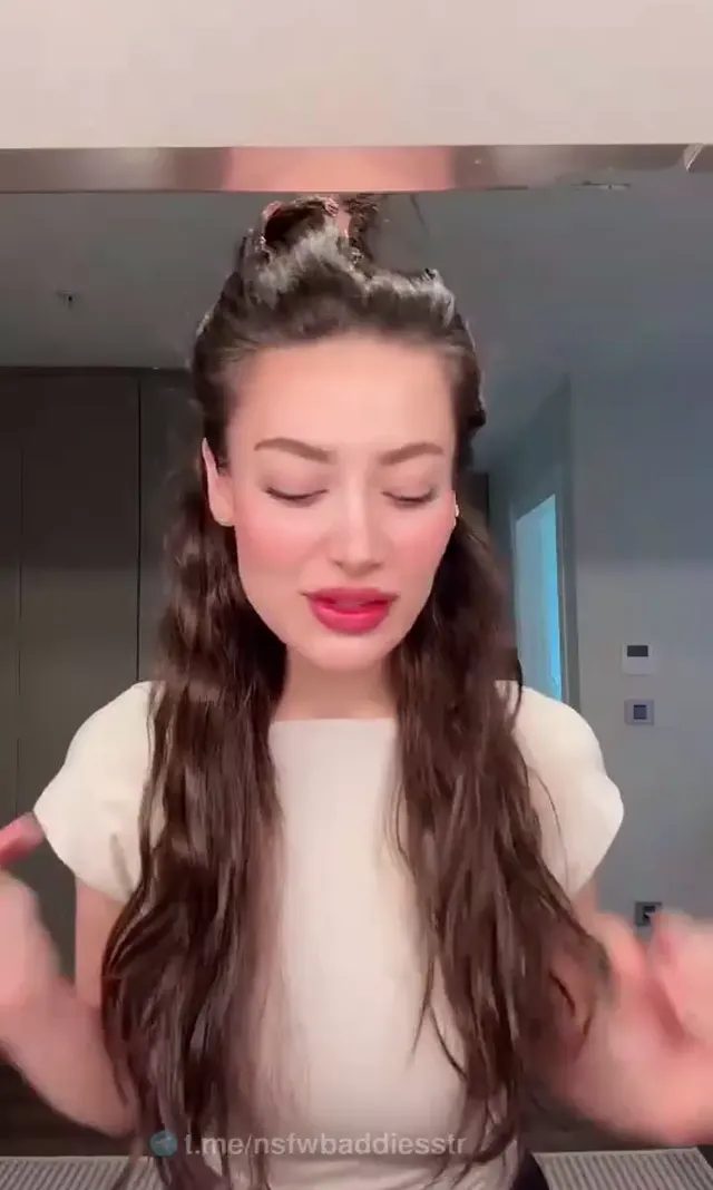 Aley — Bigo Aley ifşa HD Güzel hatunun yayını · sahne 3