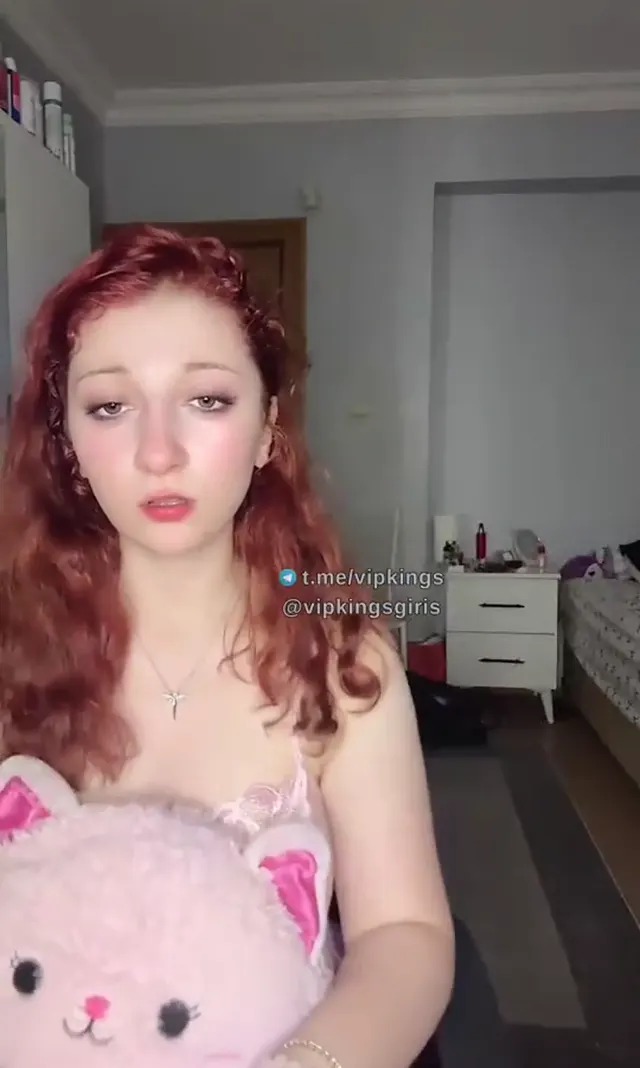 Bigo Juli Kızıl kızdan yayın videosu seyret — Canlı Yayınlar · sahne 3