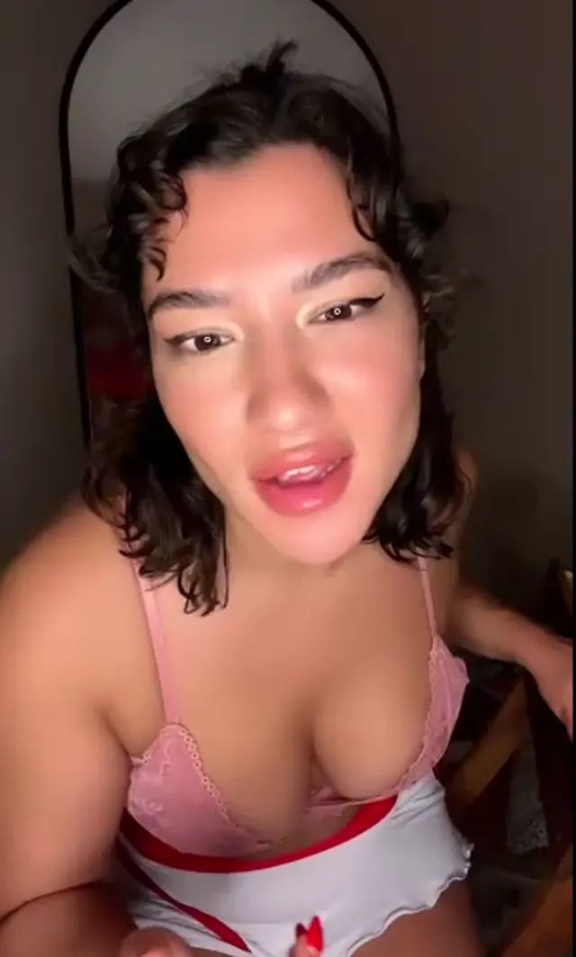 Burcuyıldız — Burcu Yıldız — Türk ifşa · sahne 2