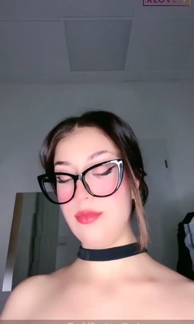 Cansu ifşa Sikici gözlüklü göt show seyret — Tango Cansu — Canlı Yayınlar · sahne 2