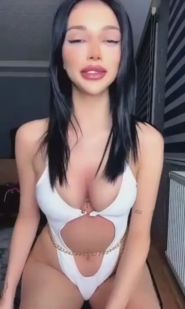 Cerhawk ifşa nude yayın Part 2 seyret — Cerhawk — Canlı Yayınlar · sahne 1