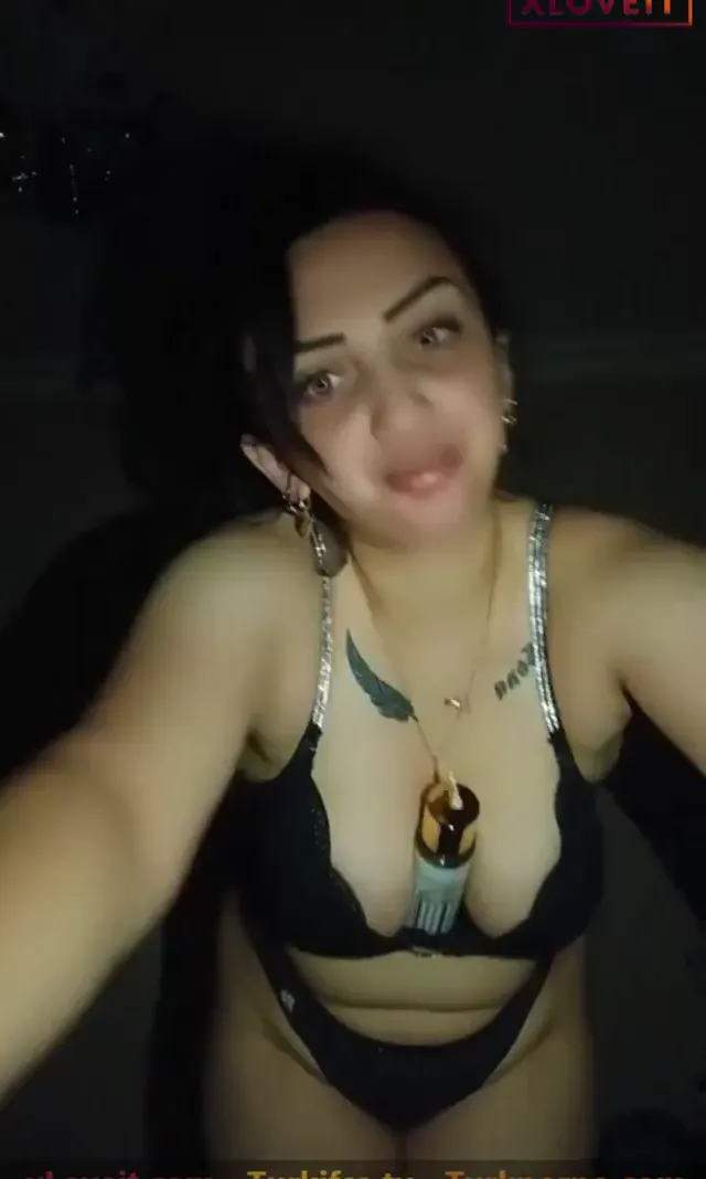 Tango Ceyda ifşa Olgun hatundan iç çamaşırlı yayın izle — Tango Ceyda — Canlı Yayınlar · sahne 1