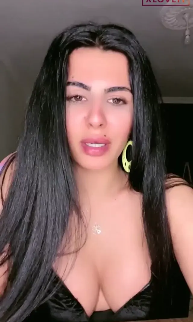 Çimen Abla ifşa Olgun seksi hatunun 1 saate yakın yayını — Çimen Abla — Canlı Yayınlar · sahne 1