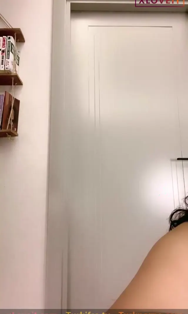 Curly ifşa Çırıl çıplak soyunun amcık meme gösterdi — Curly — Türk ifşa · sahne 2