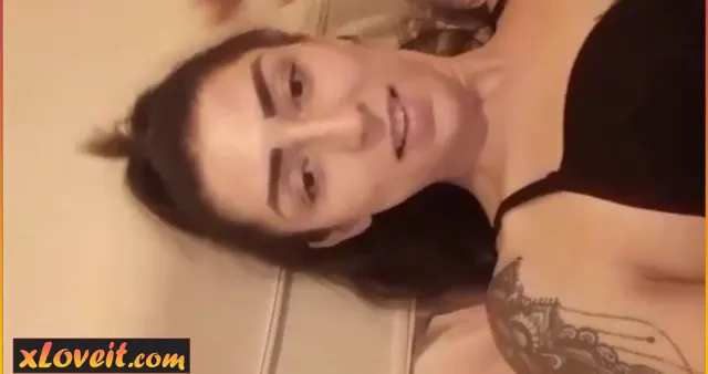 Damla Oruçoğlu üniversiteden arkadaşına sikildi — Amatör Porno · sahne 3