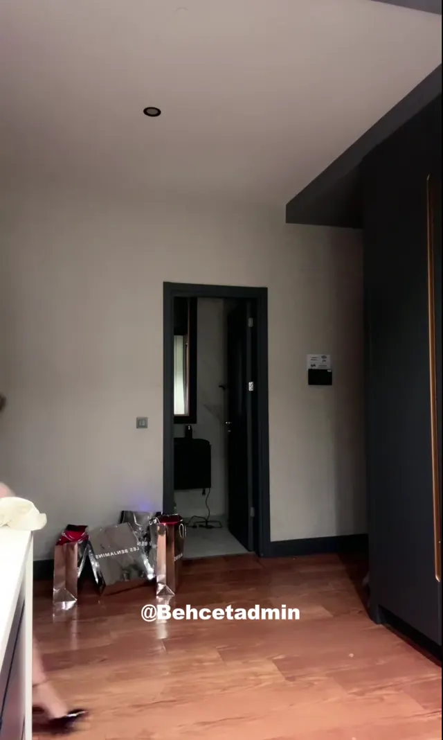 Devriliyorum Naz Tango Live 61 — Tango Devriliyorum Naz — Canlı Yayınlar · sahne 1
