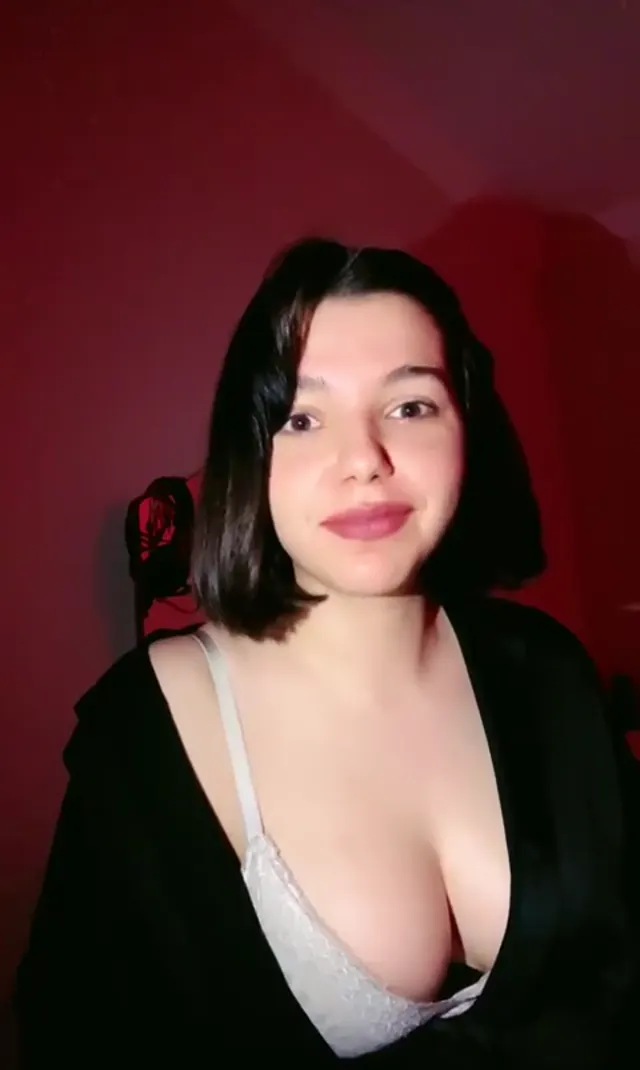 Dilara ifşa Üniversiteli kızın Tango yayını — Dilara — Canlı Yayınlar · sahne 3