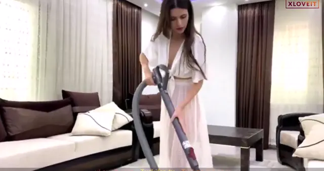 E-Kira ifşa idil karaca katıl videosunda evi süpürdü — E-Kira — Türk ifşa · sahne 3