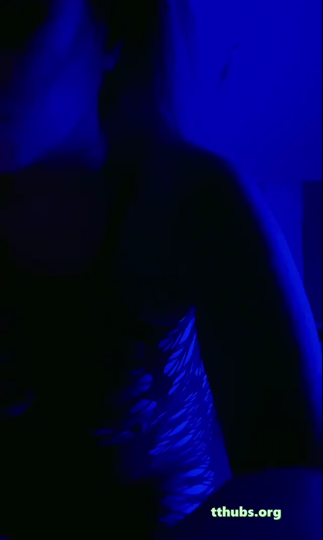 Elbi — Tango Elbi — Türk ifşa · sahne 1