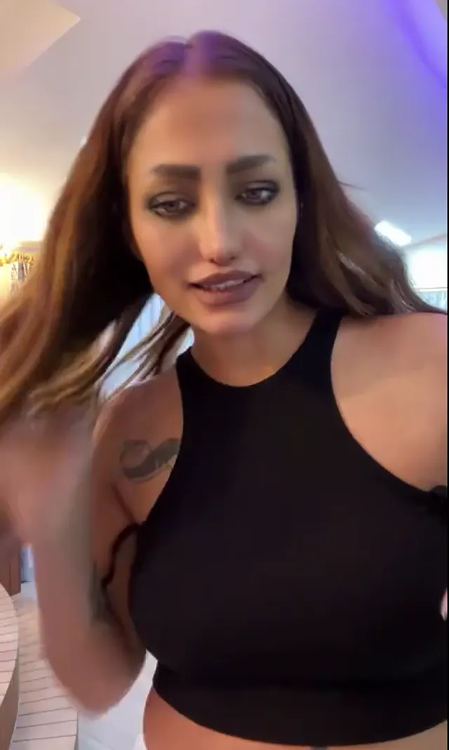 Eyşan Bigo Live 10 — Eyşan Bigo — Canlı Yayınlar · sahne 3