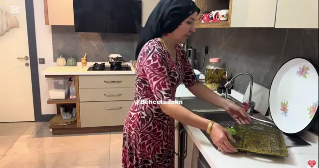 Fatma İle Her Telden 151 — Fatma ile Her Telden — Türk ifşa · sahne 2