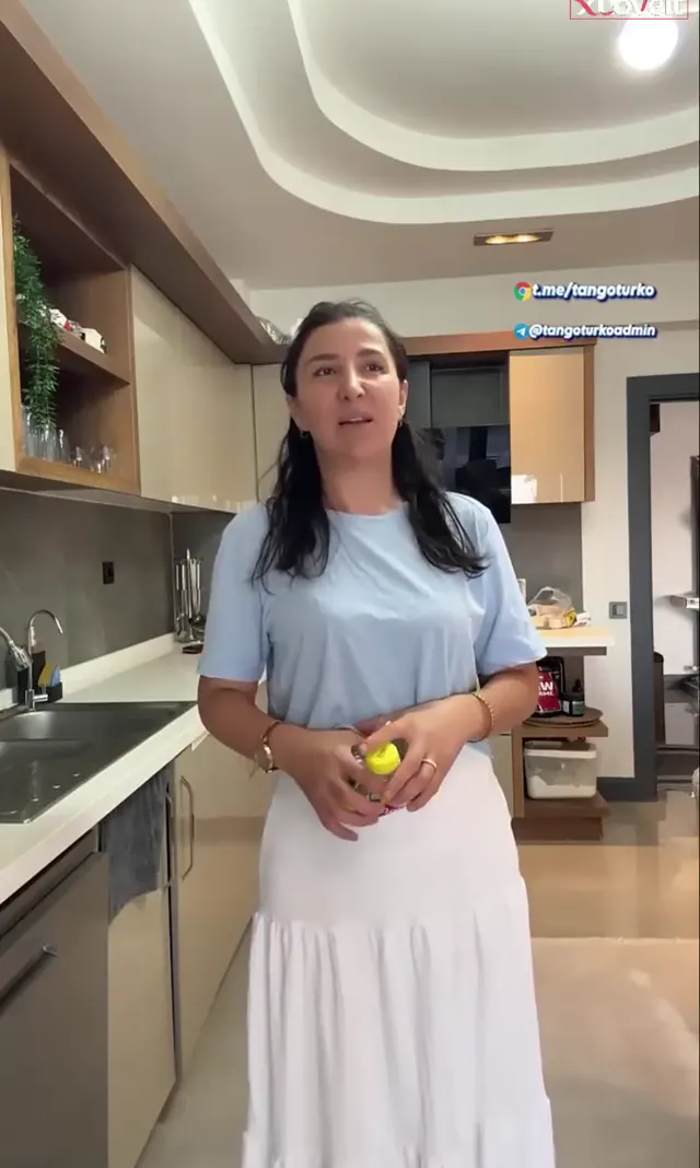 Fatma ile Her Telden Canlı yayın videosu Vol 2 — Fatma ile Her Telden — Canlı Yayınlar · sahne 2