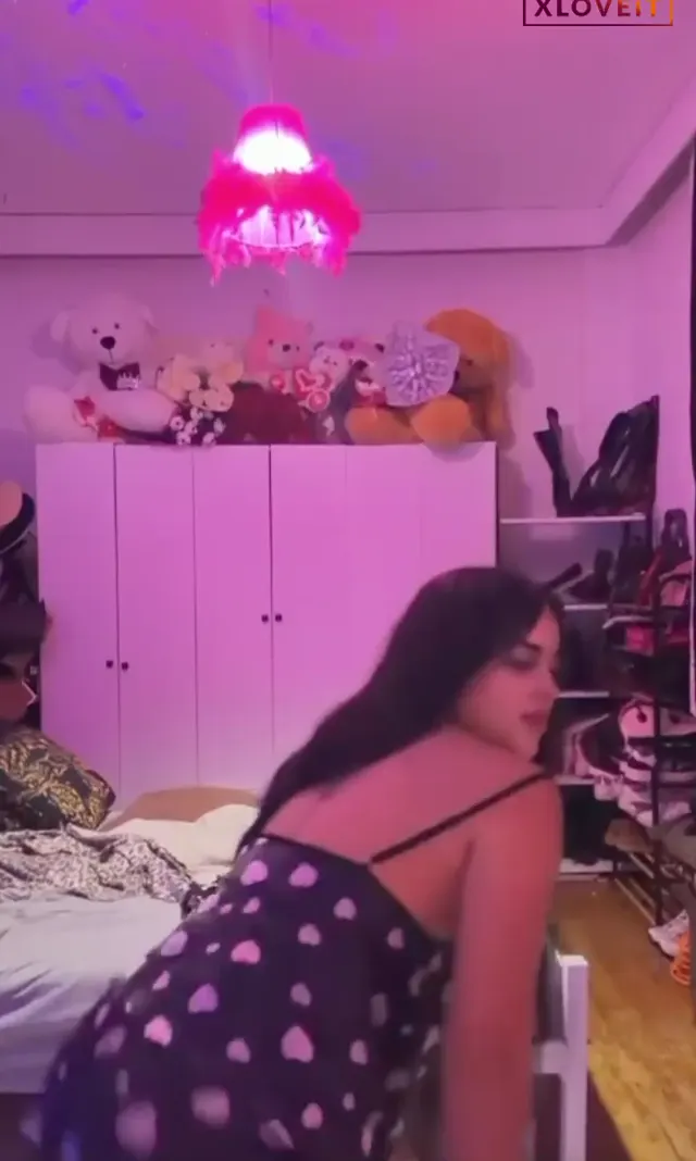 Feray Alper ifşa nude seksi videolarını seyret — Türk ifşa · sahne 2