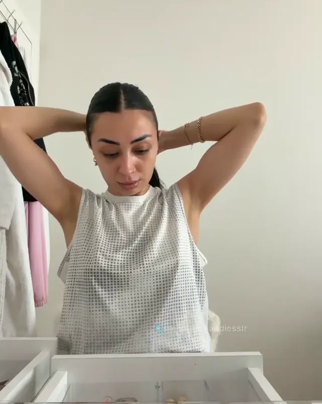 Forliess ifşa – Türk Stripchat hatunu full yayını — Forliess — Canlı Yayınlar · sahne 3