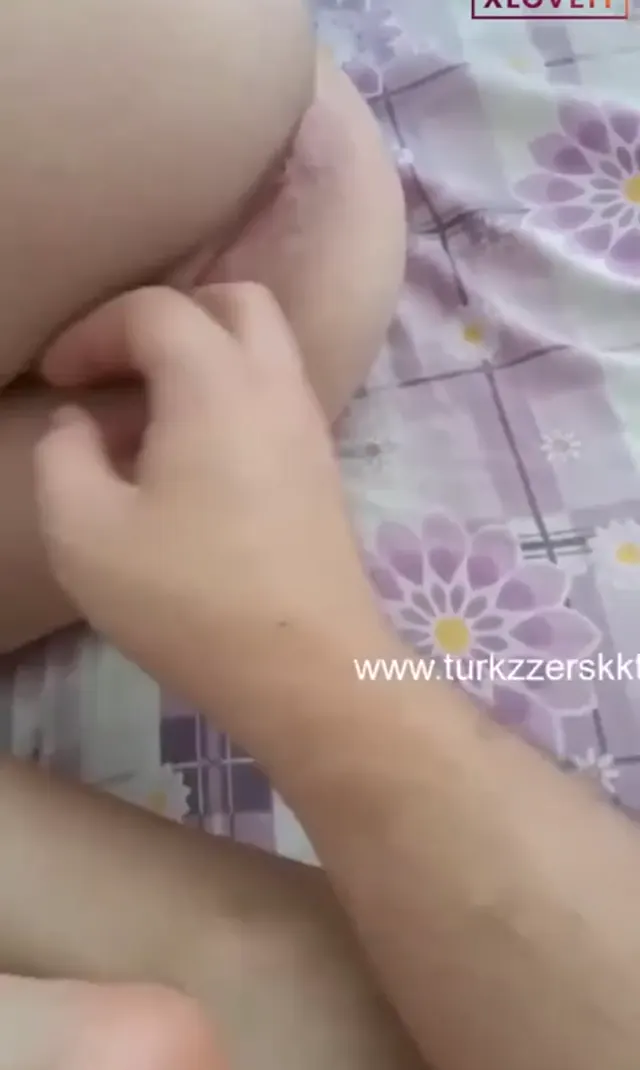Genç Porno Çıtır dar amlı kızı kıvama getirip sikti — Konulu Porno · sahne 1