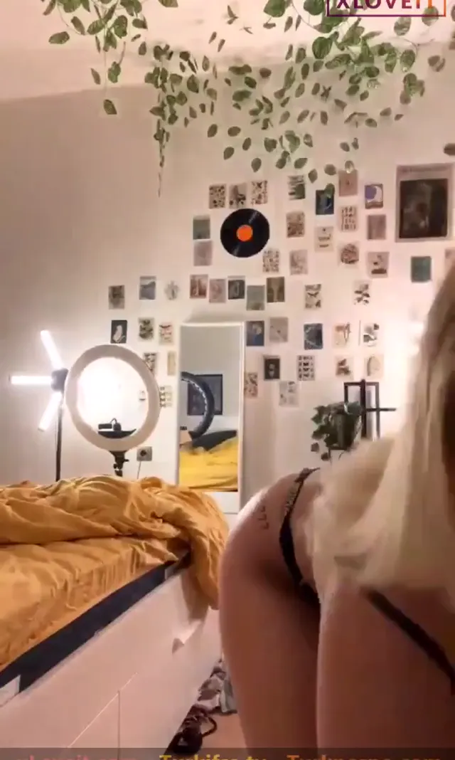 Gizemsavagex ifşa Fenomen hatundan uzun nude canlı yayın — Gizem Savagex — Canlı Yayınlar · sahne 2