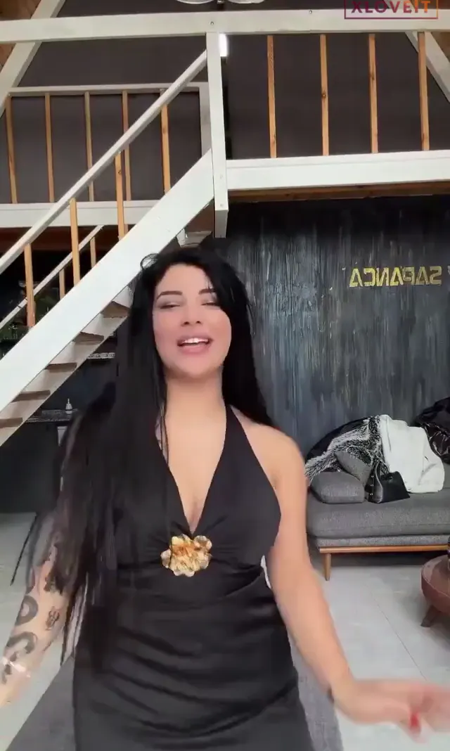Gözde Akgün ifşa instagram videoları seyret — Gözde Akgün — Türk ifşa · sahne 3