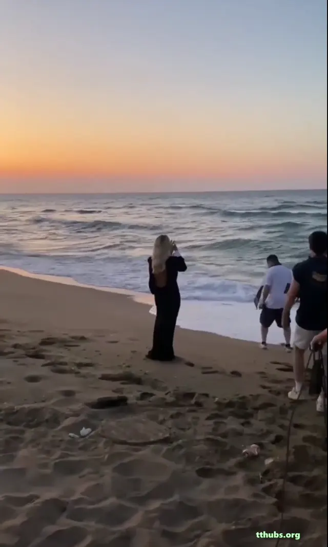 Hadise 1 #Hadise — Türk ifşa · sahne 3