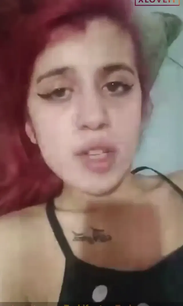 Hazal Yılmaz — Hazal Yılmaz Porno Anırarak yayında sikidli · sahne 1