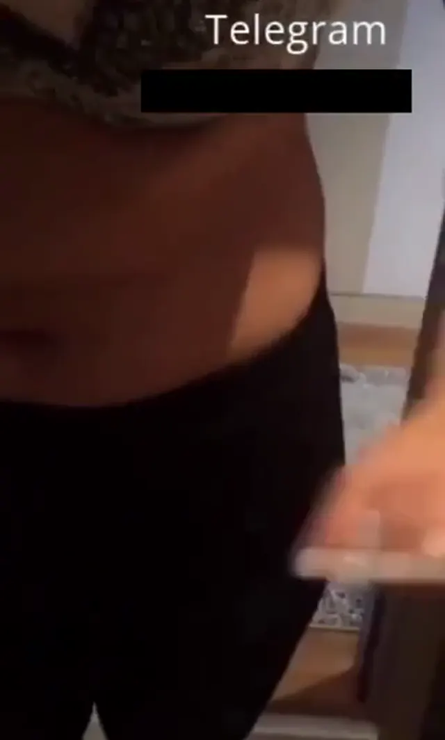İlk sakso deneyimi çok büyük bu — Amatör Porno · sahne 2