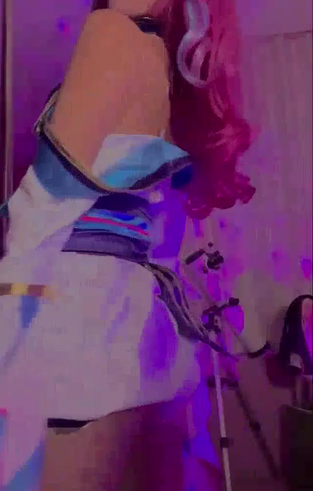 Kardelexuwu — Kardelexuwu ifşa nude Cosplay Onlyfans videosu · sahne 1