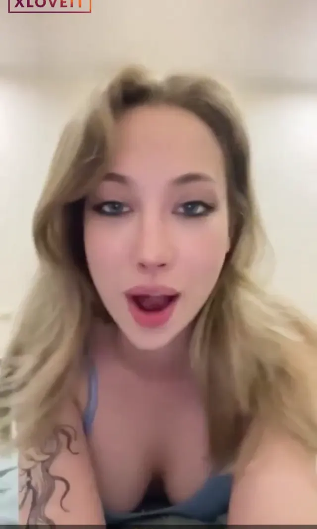 Luna Bognya ifşa nude TangoLive yayın yaptı — Luna Bognya — Canlı Yayınlar · sahne 1