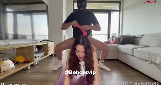Mayamax HD Porno sakso çekip kucakta zıpladı — MayaMax — Konulu Porno · sahne 3