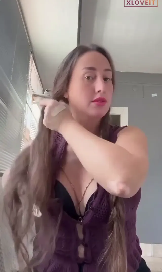 Melike Bulu Cankurt — Melike Bulu Cankurt ifşa Fenoman çadırcı nude videoları · sahne 3