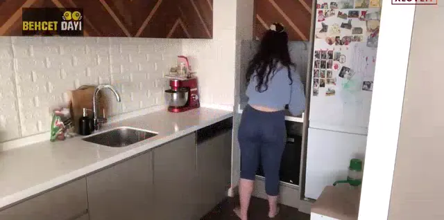 Nur Turan ifşa Katıl Youtube Part 12 — Nur Turan — Bedava Porno · sahne 1