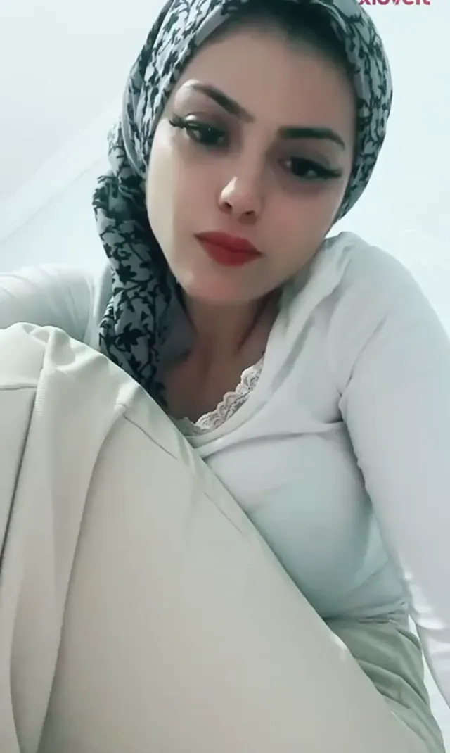 Ponçik Özlem ifşa Yayınlarından kesitler izle — Ponçik Özlem — Canlı Yayınlar · sahne 3