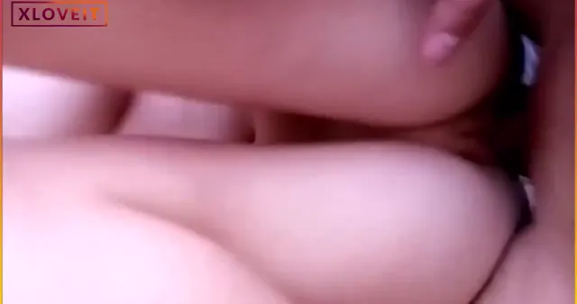 Sakso çekip dar amını siktiriyor Buse — Amatör Porno · sahne 3