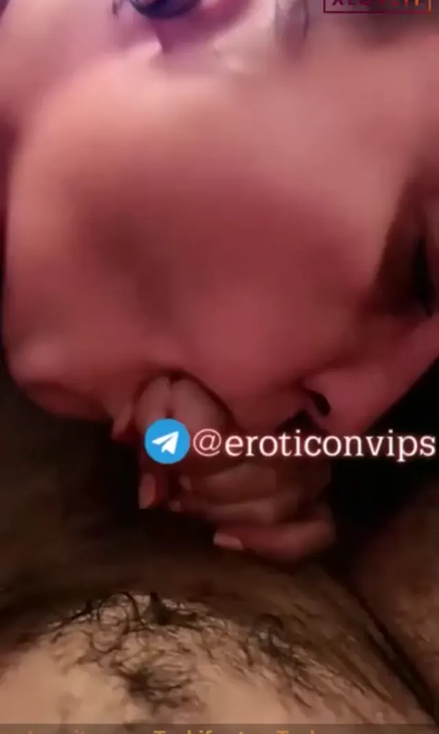 Sakso Porno Cansu Ömer çiftinden oral yayını — Amatör Porno · sahne 2