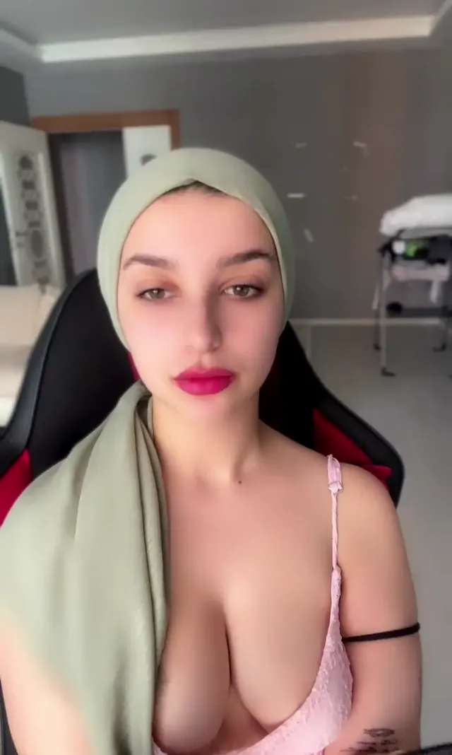 Samira ifşa Türbanlı kaşarın 1 sate yakın yayını — Canlı Yayınlar · sahne 3