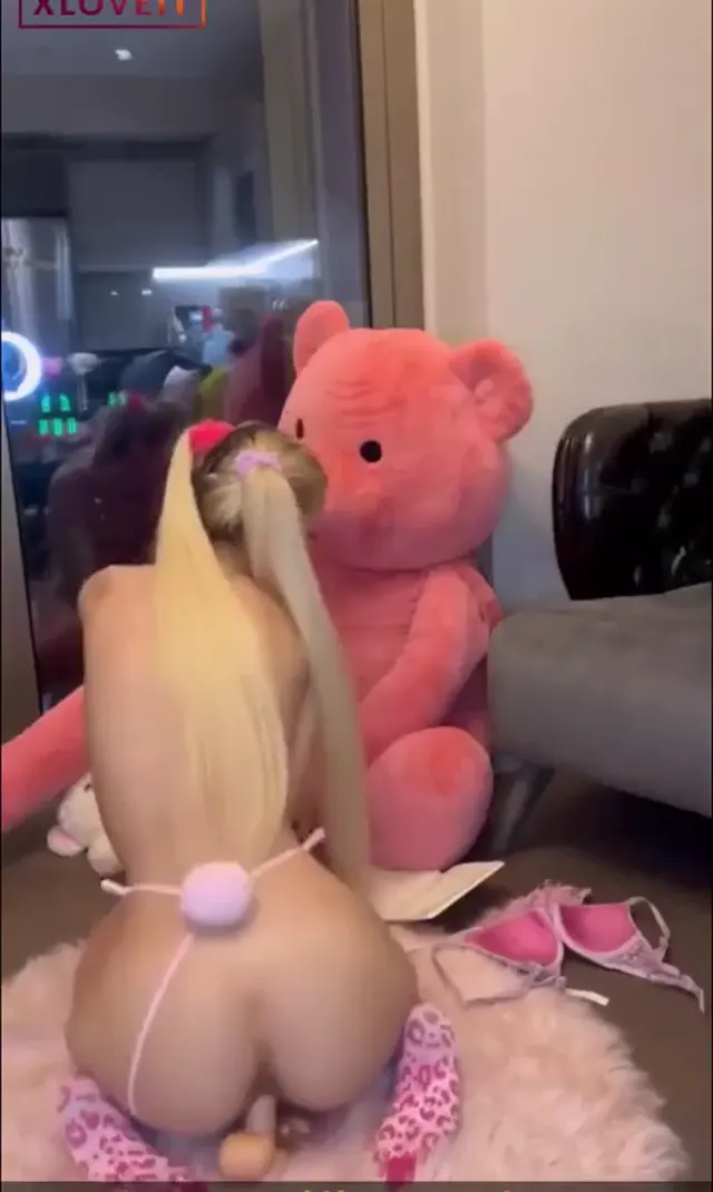 Barbie Aysu ifşa Yaptığım en güzel seksi anlatmak istiyorum — Barbie Aysu — Türk ifşa · sahne 2