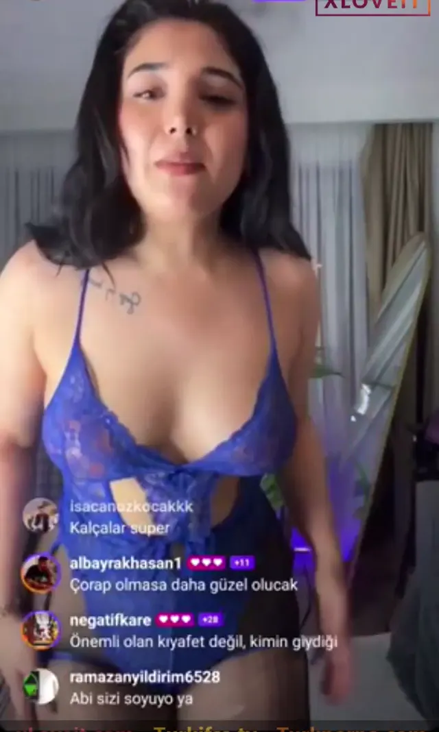 Sarem Uysal ifşa Seksi hatundan canlı yayın videosu — Sarem Uysal — Canlı Yayınlar · sahne 1