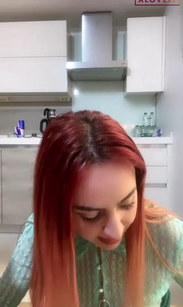 Semfunny ifşa Esmer kankasıyla canlı yayında — SemFunny — Canlı Yayınlar · sahne 1