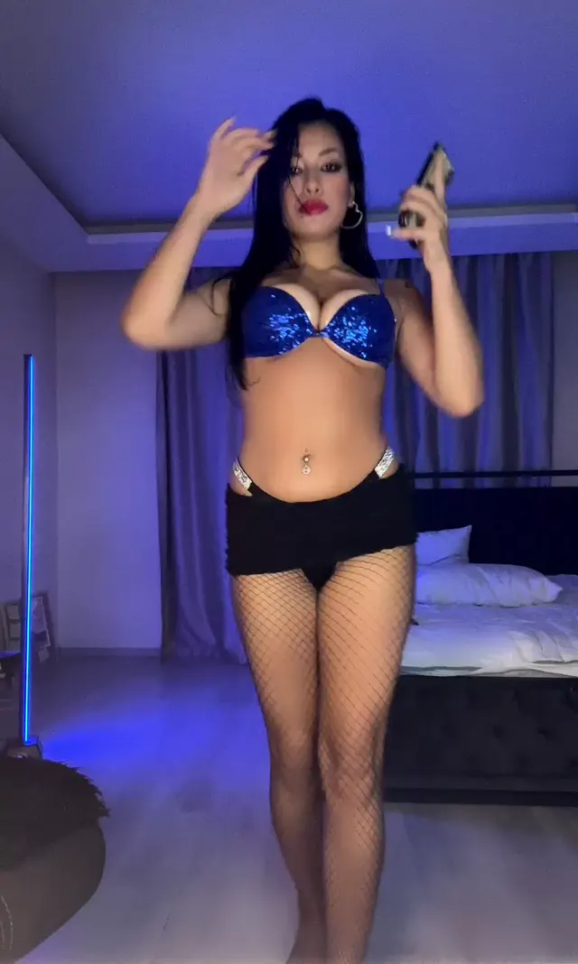 Serenay Okay ifşa nude yayın Part 41 — Serenay Okay — Canlı Yayınlar · sahne 2