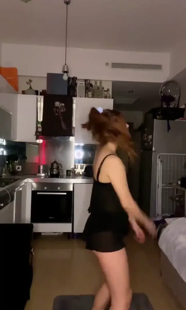 Adakızı ifşa Güzel kızın canlı yayını — Tango Adakızı — Canlı Yayınlar · sahne 1