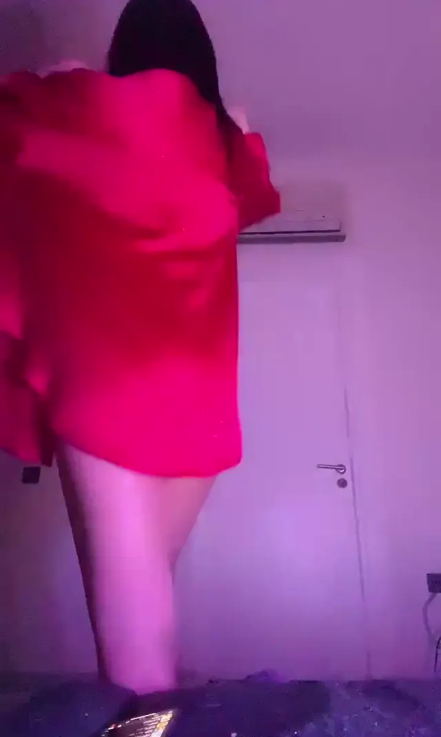 Tango Afrodit ifşa Seksi Kürt kızı kalça show yaptı — Tango Afrodit — Canlı Yayınlar · sahne 3
