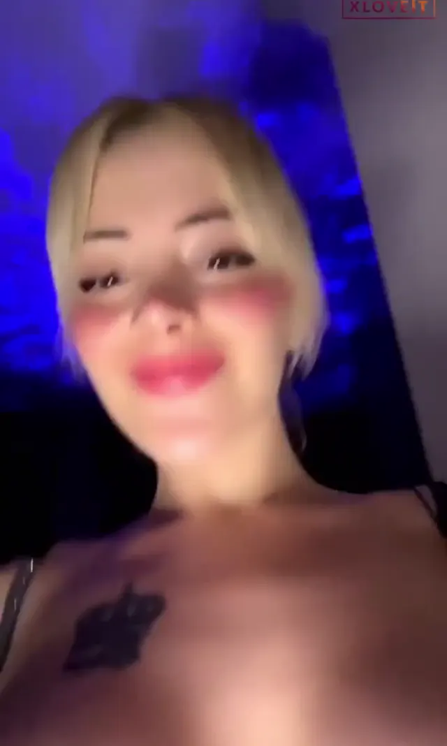 Tango Alissa ifşa Türk seksi kızdan nude show — Tango Alissa — Canlı Yayınlar · sahne 3