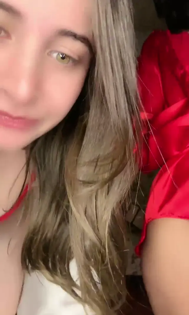 Tango Alya ifşa 2 çıtır kızdan canlı yayın seyret — Tango Alya — Canlı Yayınlar · sahne 1